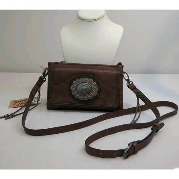 Tony Lama Western Womens Wallet RFID Crossbody Bag Concho Brown Boho - Picture 1 of 16